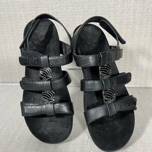 Vionic Women's Amber Black Leather Adjustable Sandals Size 8